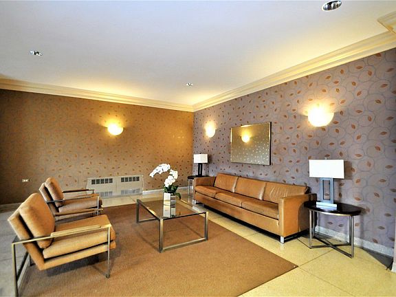 2nd image of 10025 Queens Blvd APT 2G