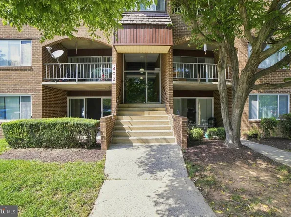 402 Girard St #9, Gaithersburg, MD 20877