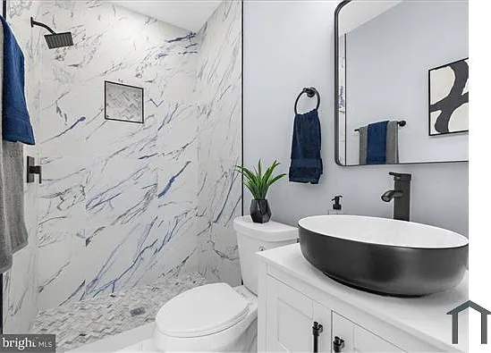 700 N Madeira St — Photo 16