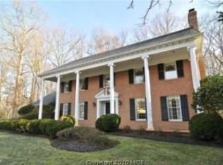 2 Tobin Ct, Potomac, MD 20854