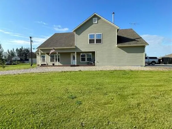 504 W 6th Ave, North Pole, AK 99705