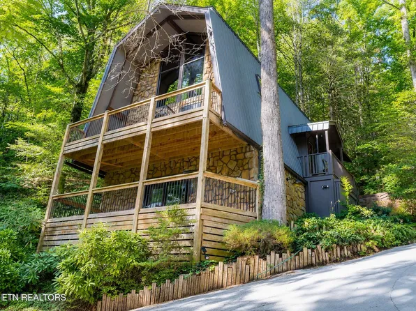 6237 Old Walland Hwy, Walland, TN 37886