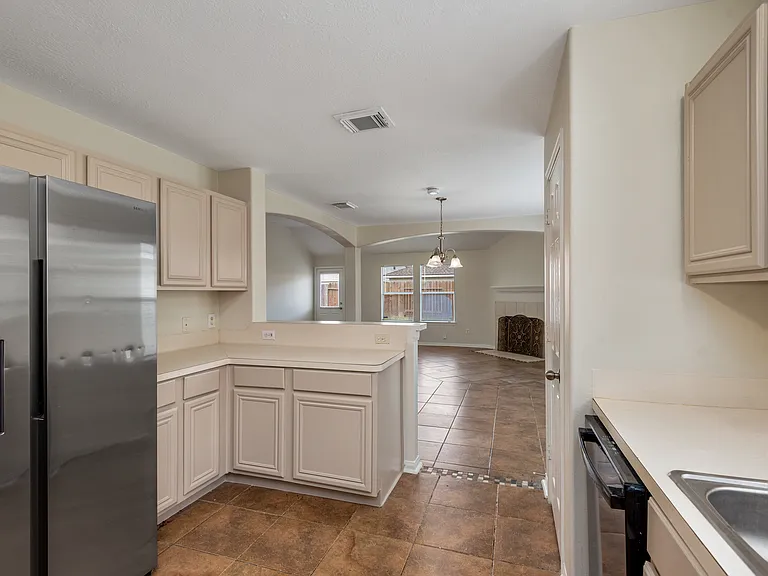 6023 Barany Ct — Photo 31