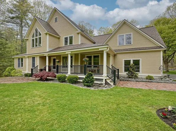 38 Bassett Lane, Newfields, NH 03856