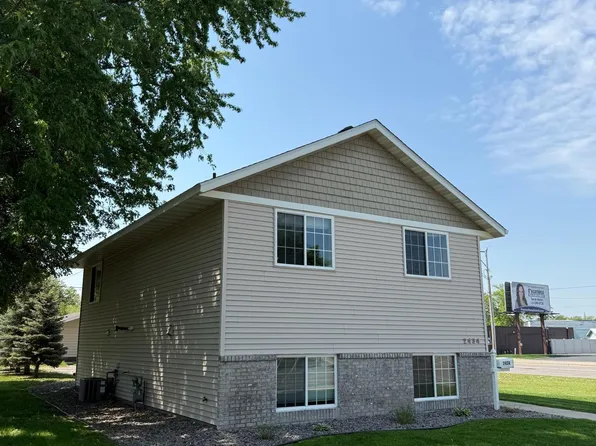 2434 1st St S, Saint Cloud, MN 56301