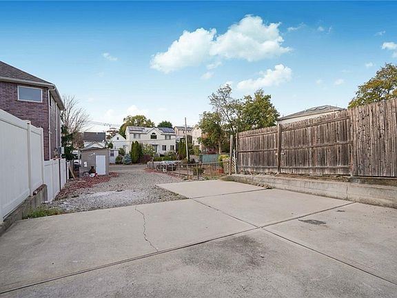 4th image of 21 Cambria St