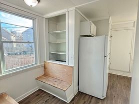 33-35 Ripley Street, 35 Ripley Street