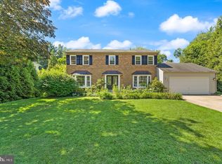 9719 Cinnamon Creek Dr, Vienna, VA 22182
