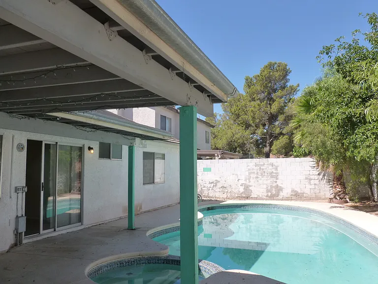 4325 Newcastle Rd — Photo 18