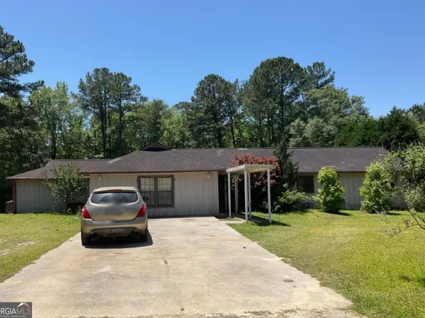 3011 Lindsey Dr, Claxton, GA 30417