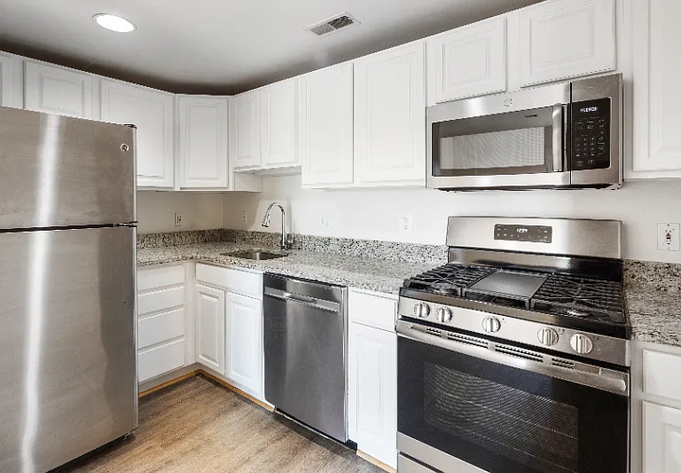 724 S Wolfe St #4B — Photo 1