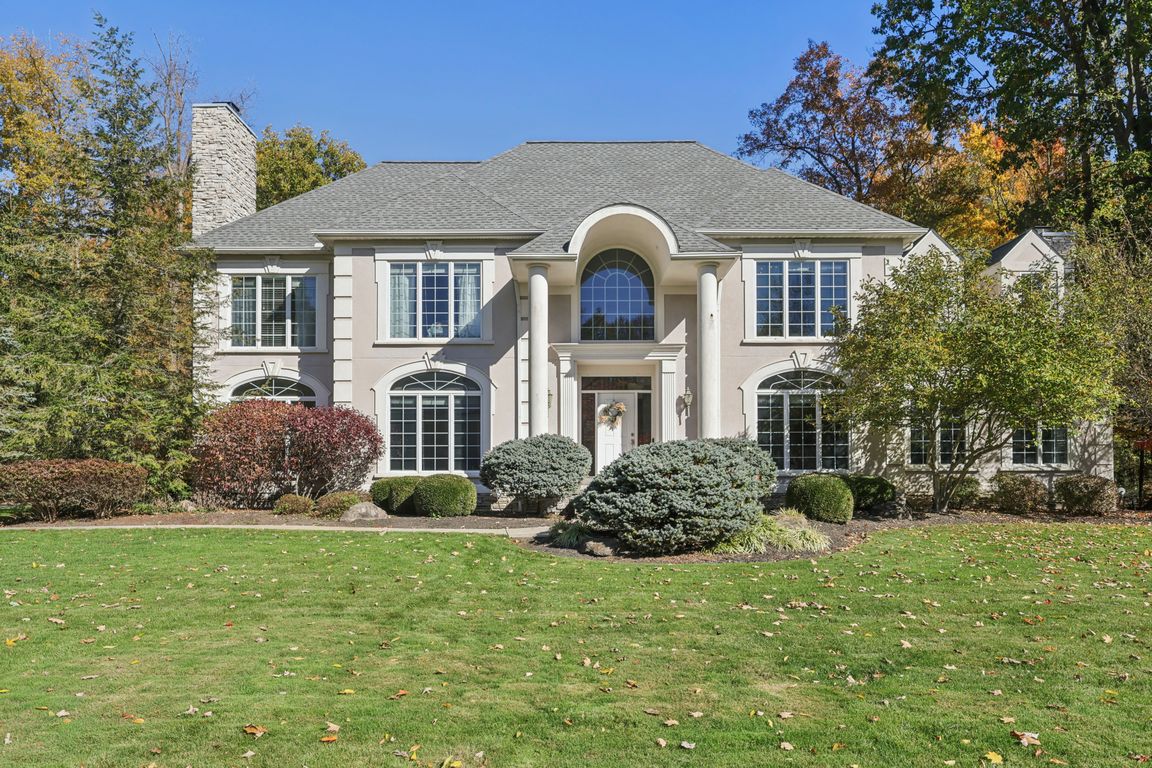 Burr Oak Way-S2910-001.jpg