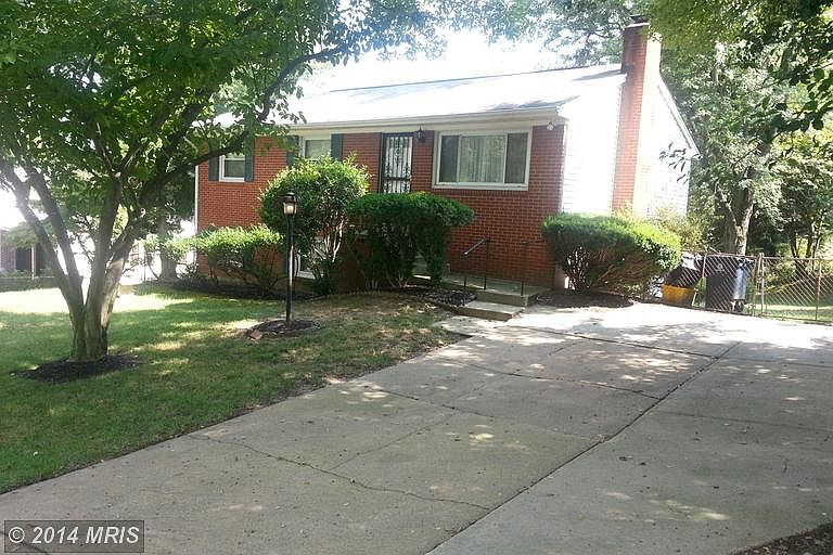 1st image of 16107 Village Dr W