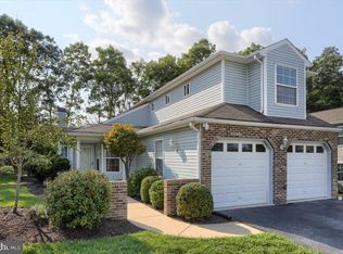 6317 S Highlands Cir, Harrisburg, PA 17111