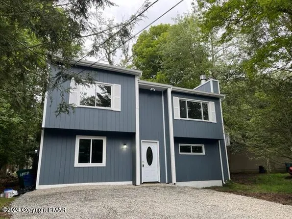 1436 Waterfront Dr, Tobyhanna, PA 18466