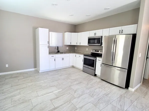 1334 W Talisman St #2, Tucson, AZ 85705