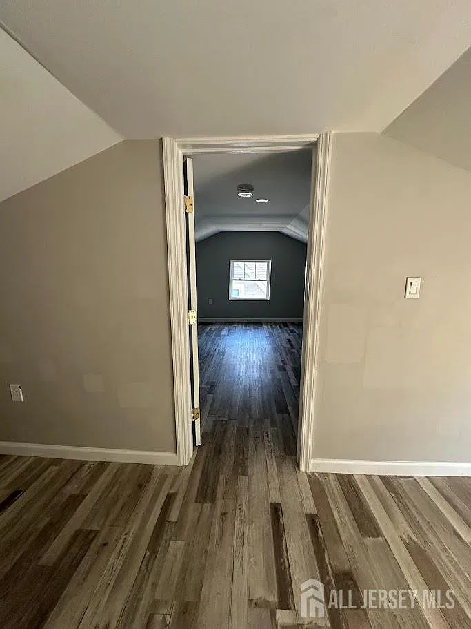 3 bed, 2.0 bath, $3,000 — Photo 3