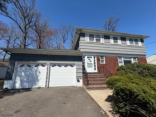 21 Saint Germain Dr Photo 1