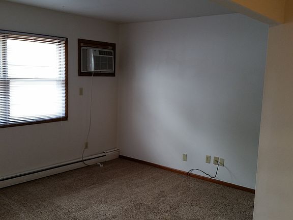 2nd image of 321 Cedar Crest Dr