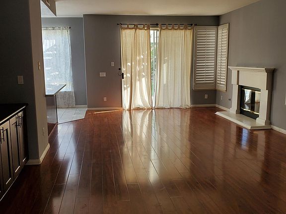 3rd image of 18482 Buttonwood Ln