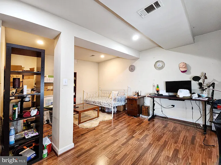 8245 Wycliffe Ct — Photo 28