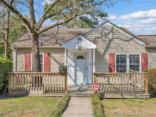 611 Glenville Ave, Fayetteville, NC 28303