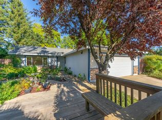 6145 Arcadia Ave, Loomis, CA 95650