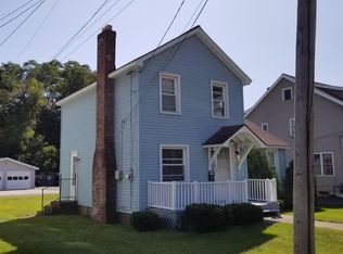 2113 Hamburg St, Schenectady, NY 12304