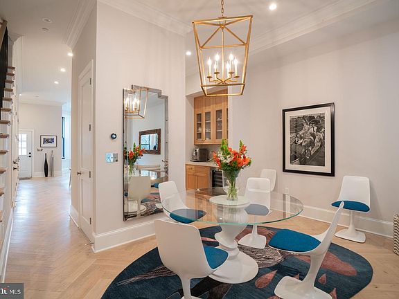 4th image of 911 M St NW