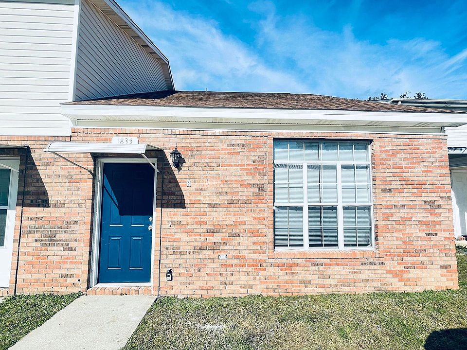 1st image of 1835 Pointed Leaf Ln