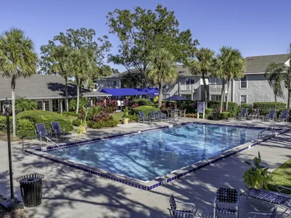 Magnolia Apartments