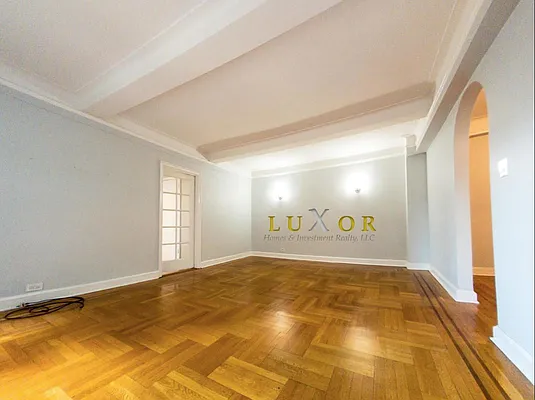 Rented by Luxor Homes & Investment Realty | media 11