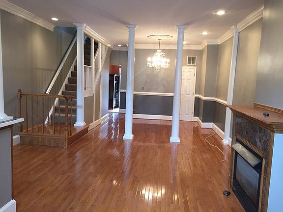 Main level living and dining room