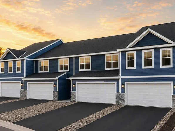704 Waterleaf Way, Maplewood, MN 55119