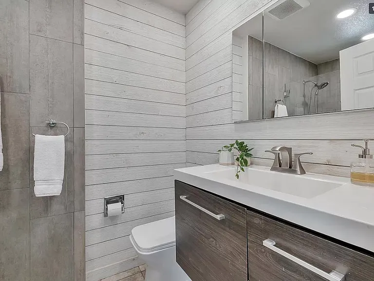 295 Silverfish Ct — Photo 10
