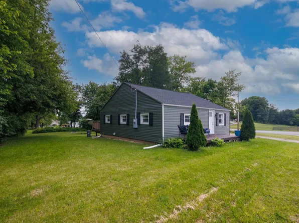 7408 Africa Rd, Westerville, OH 43082