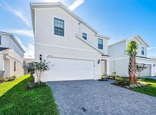 8932 Prague Way, Kissimmee, FL 34747