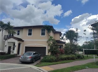 6916 Long Pine Cir, Pompano Beach, FL 33073
