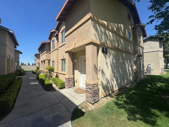 600 Hosking Ave APT 48, Bakersfield, CA 93307