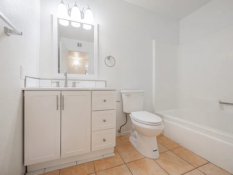2145 S Dorsey Ln — Photo 18