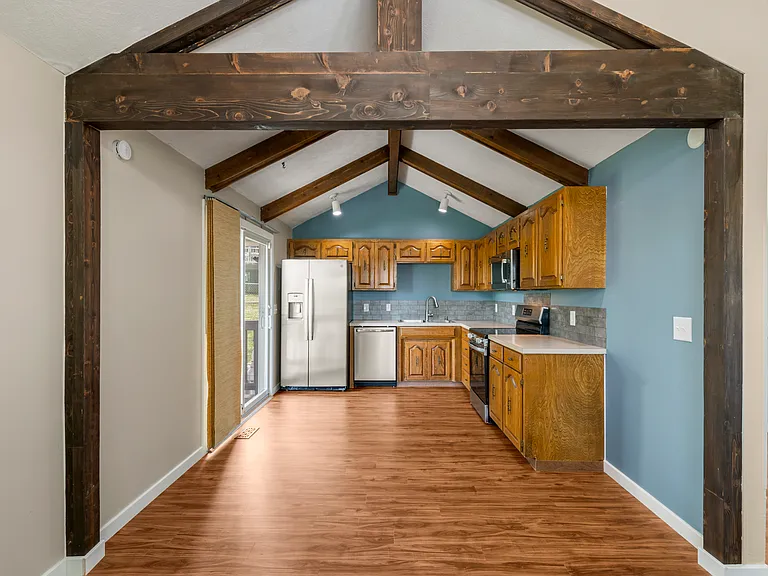 9705 S 21st Ave — Photo 5