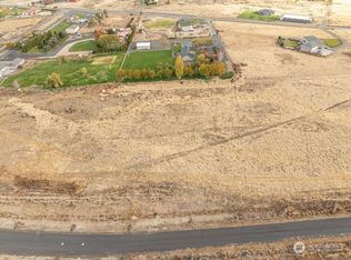 33407 Mammoth Dr, Kennewick, WA 99338