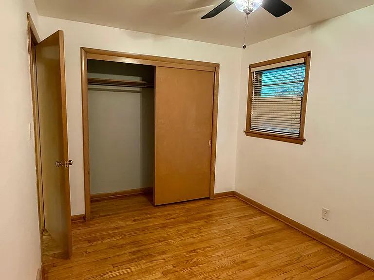 1115 Twilight Dr — Photo 5