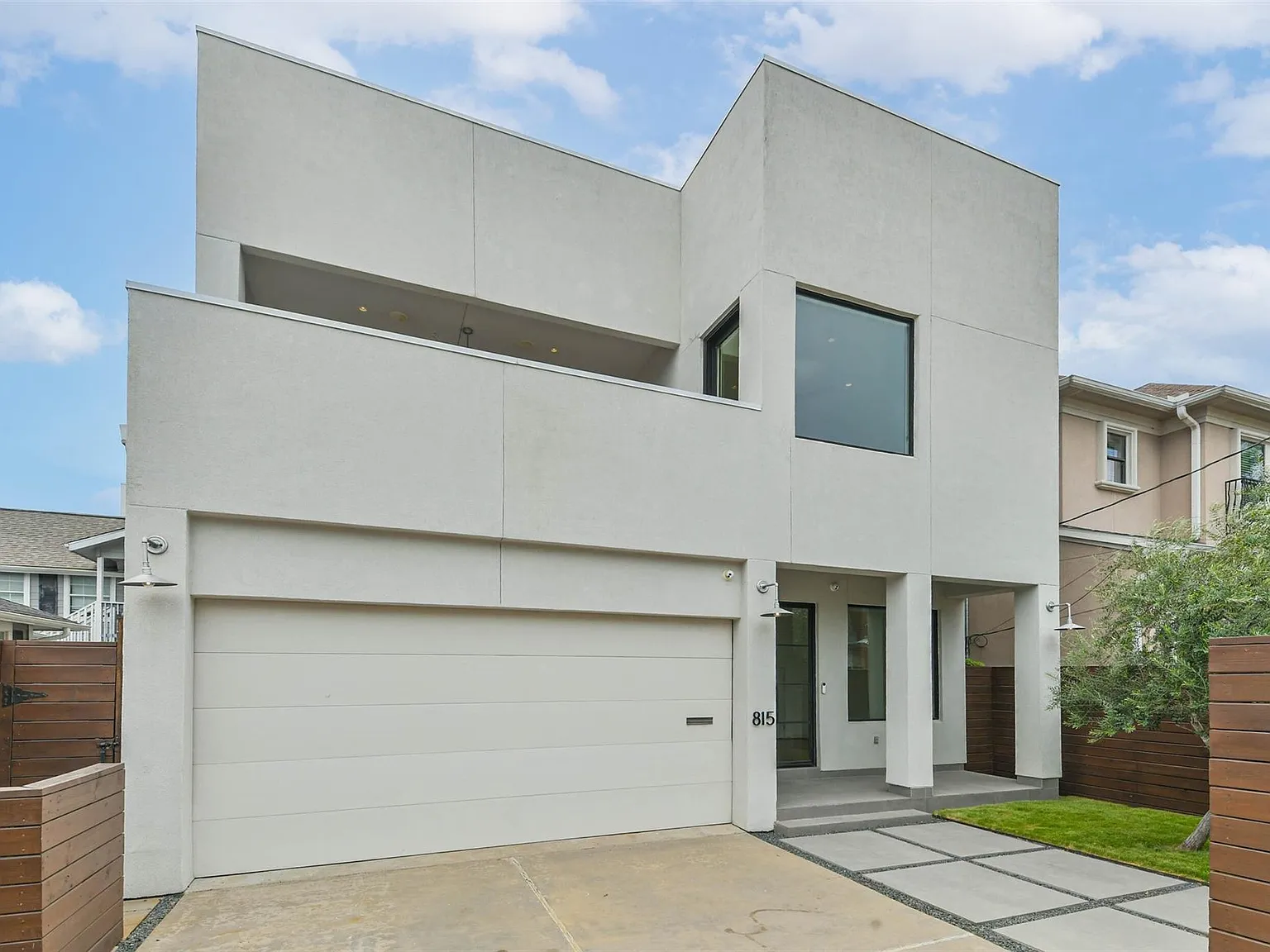3 bed, 2.5 bath, 3259 sqft, $6,400 — Photo 3