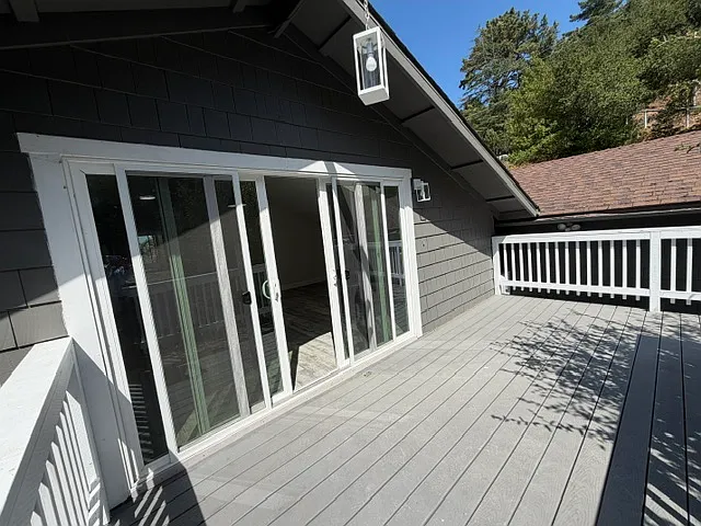 10 Alta Vista Dr #HOUSE UPPER LEVEL — Photo 2