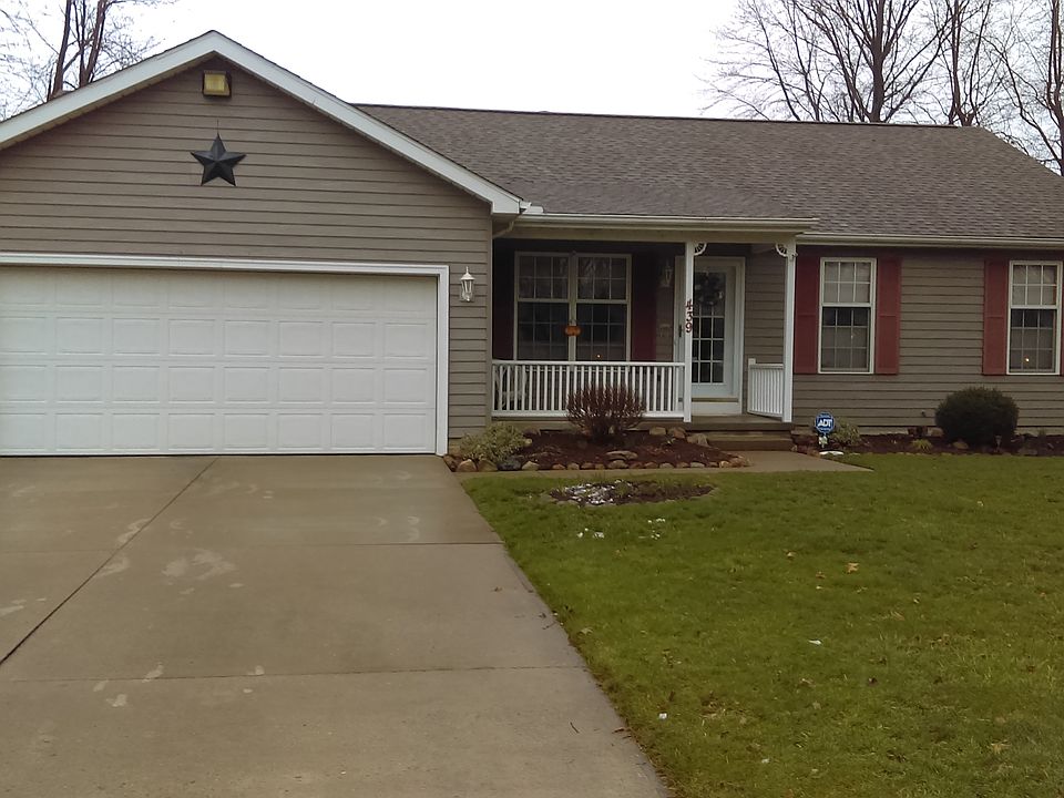 "HUGE"ranch w basement
