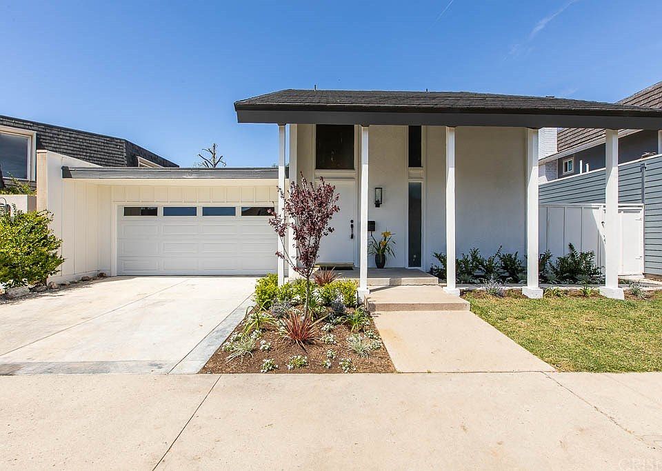 1st image of 4029 Mariner Cir