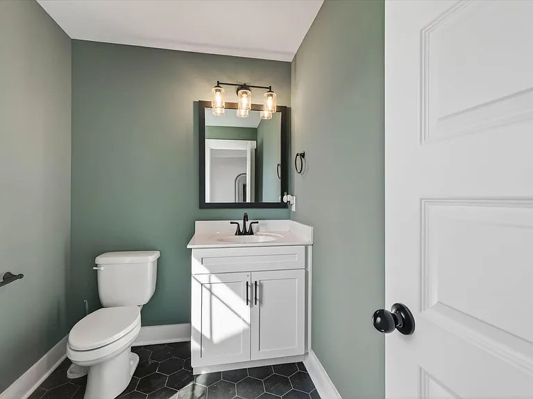 542 Judah Cir — Photo 19