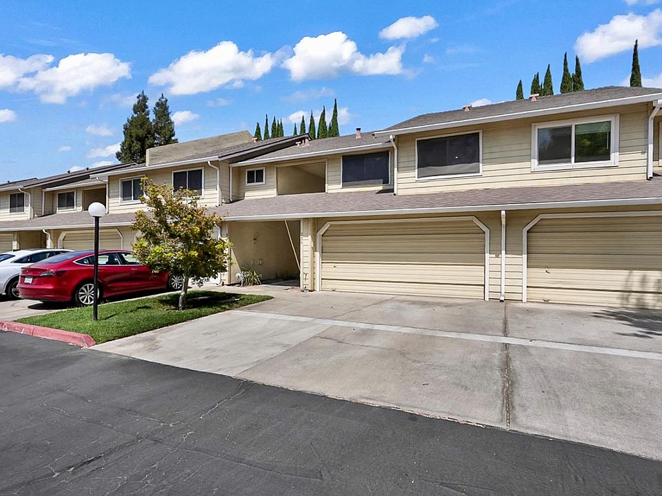 1st image of 234 Tiffany Cir