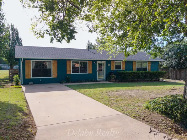 109 S Shaw St, Tom Bean, TX 75489